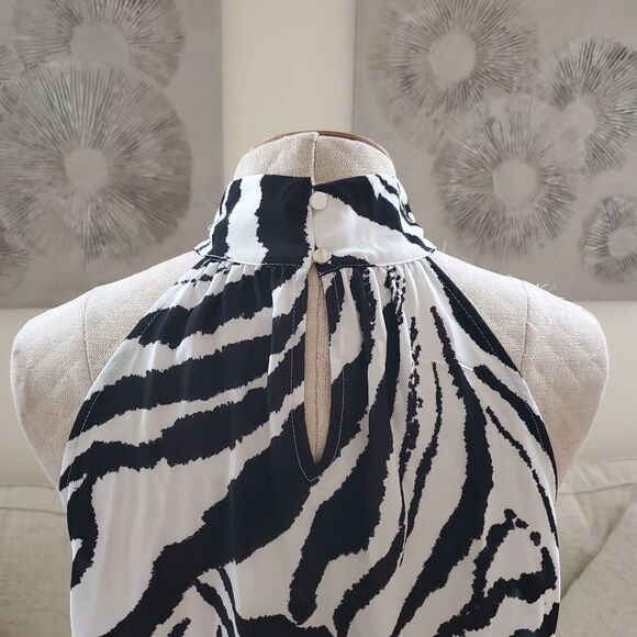 Inc International Concepts Printed Sleeveless Mock-Neck Top sz Med - Picture 9 of 14